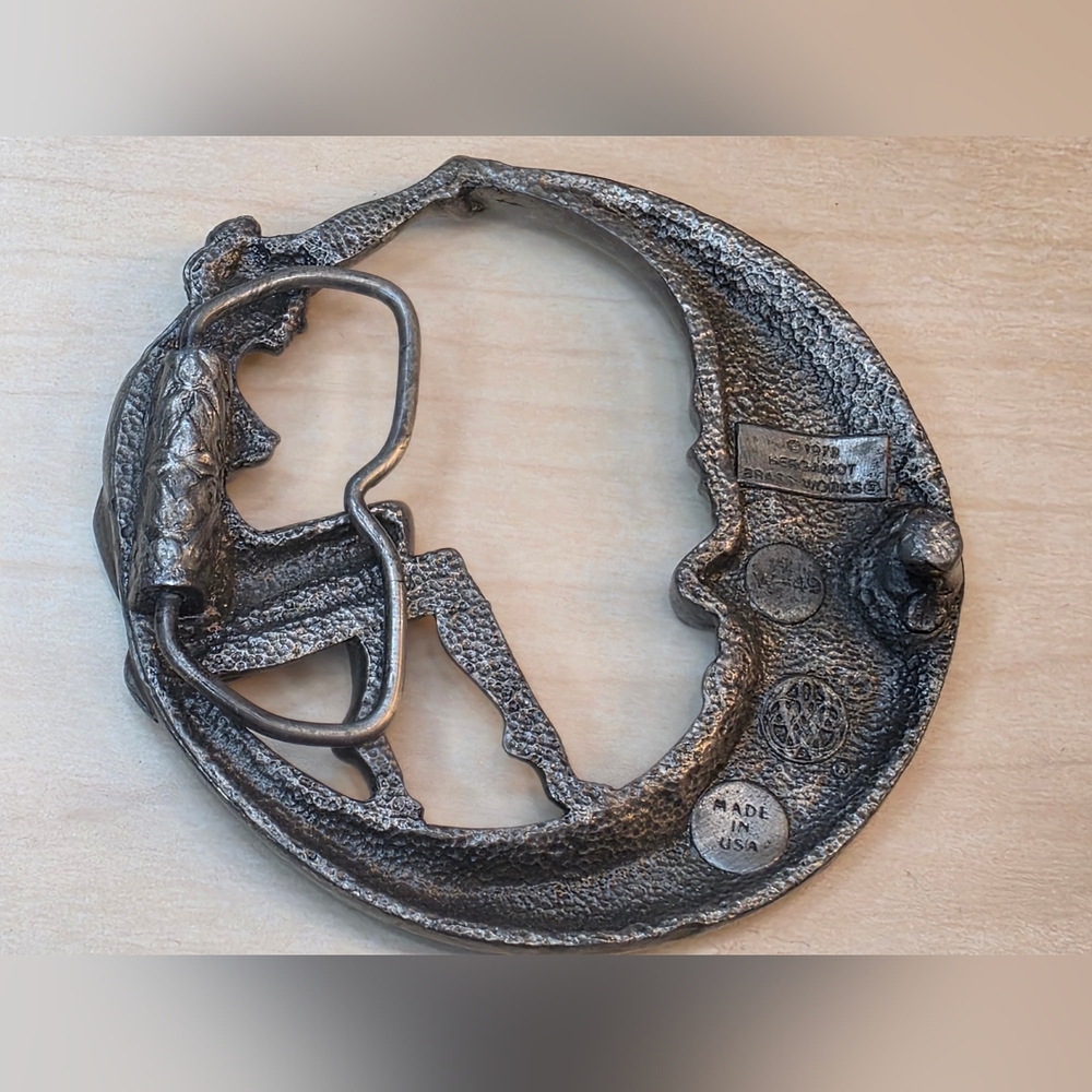 Vintage 1979 Bergamot Brass Works Moon Goddess Belt Buckle - Nude Lady W-49 USA - Picture 6 of 10